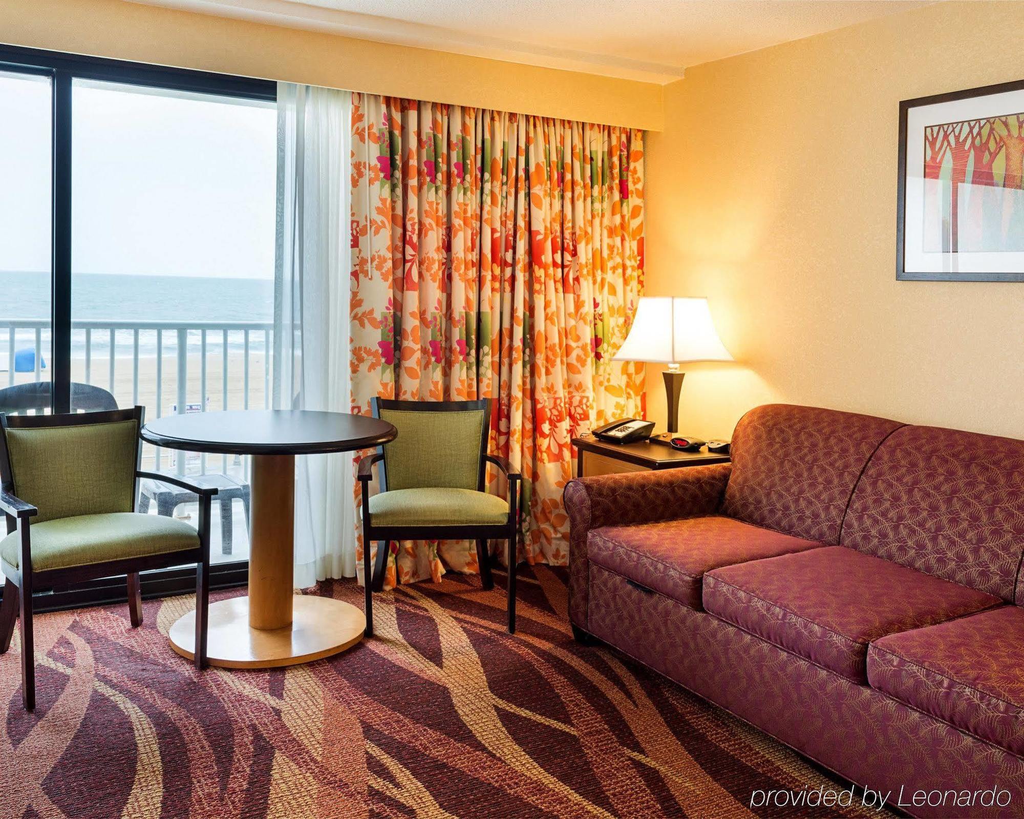 Coastal Hotel & Suites Virginia Beach - Oceanfront Exteriör bild