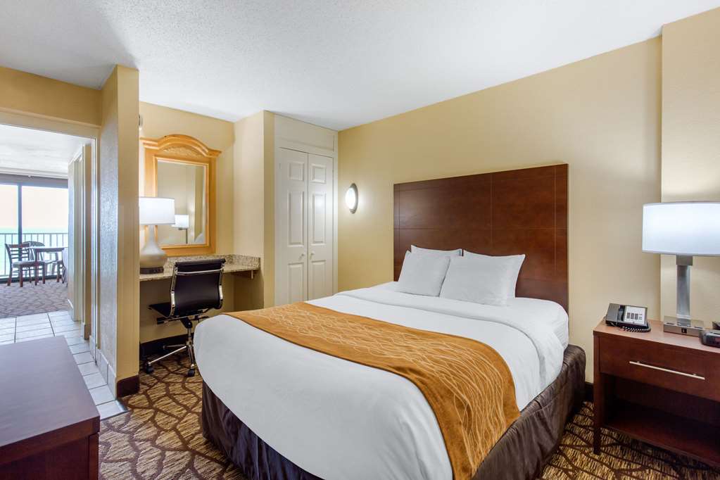 Coastal Hotel & Suites Virginia Beach - Oceanfront Rum bild