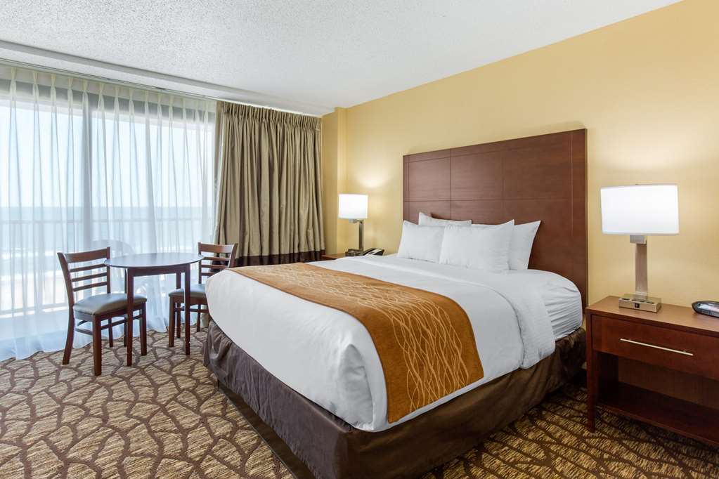 Coastal Hotel & Suites Virginia Beach - Oceanfront Rum bild
