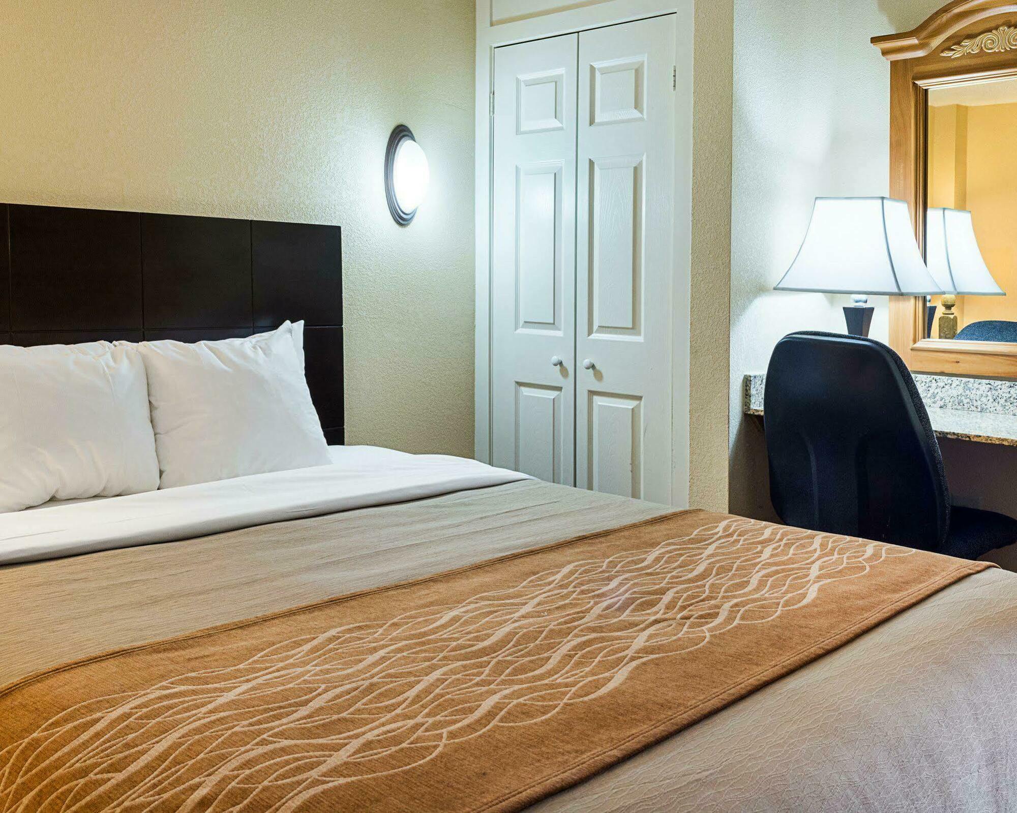 Coastal Hotel & Suites Virginia Beach - Oceanfront Exteriör bild